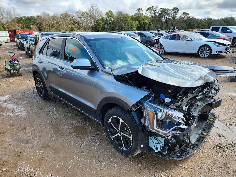 2026 KIA Niro lx