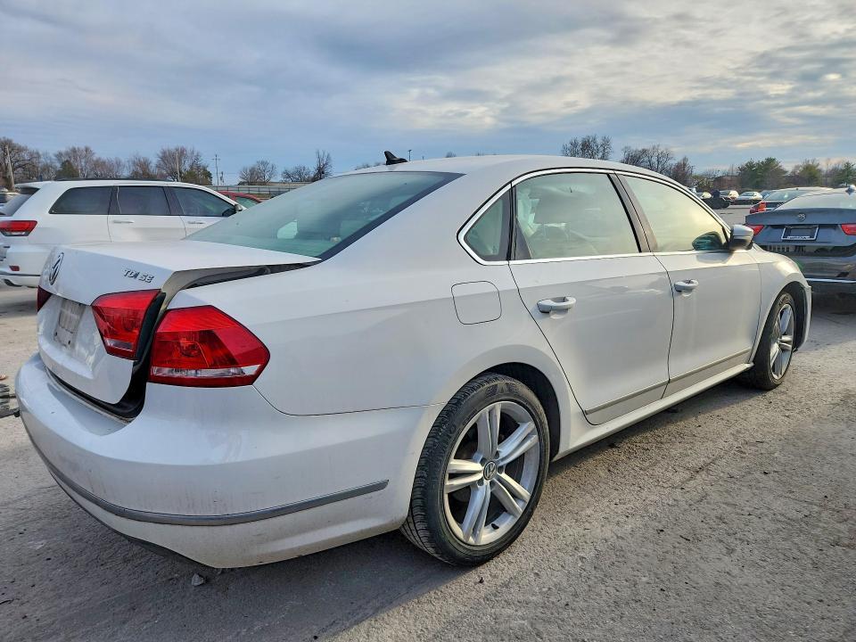 2013 Volkswagen Passat se
