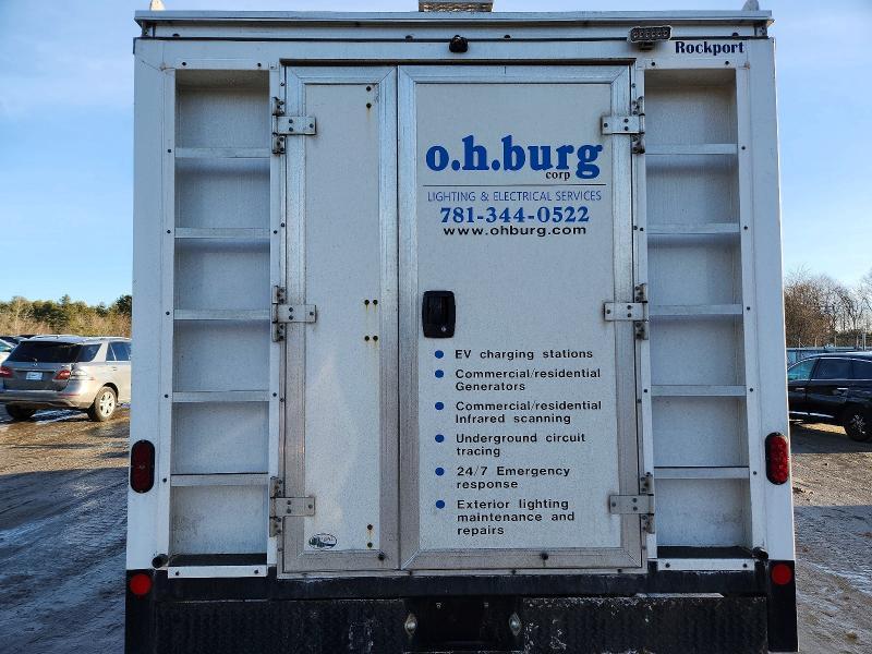 2021 Chev Express G3500