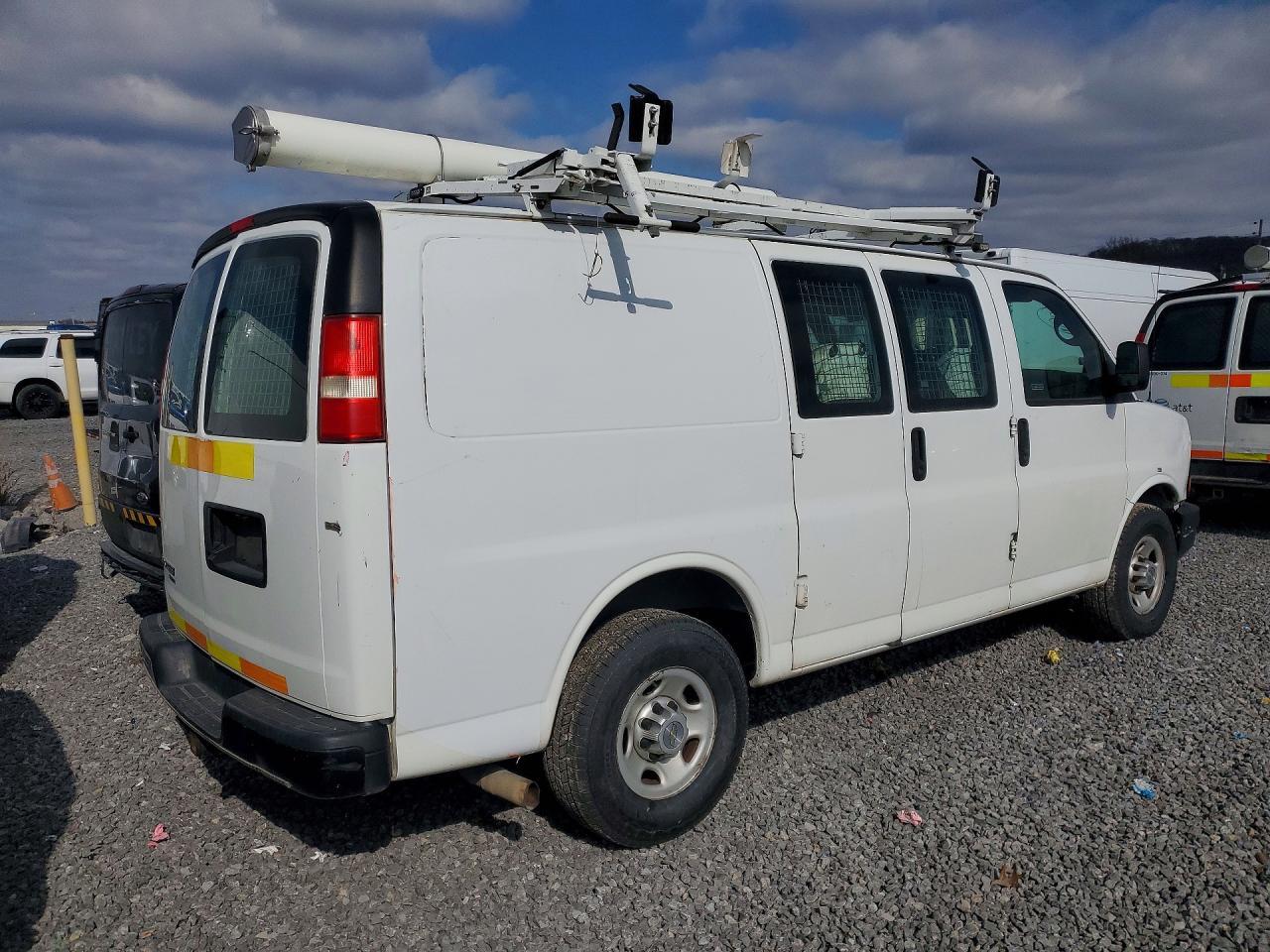 2013 Chevrolet Express 2500 Cargo Utility / Service Van