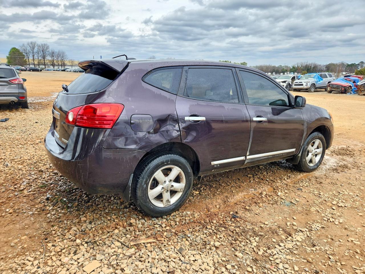 2013 Nissan Rogue s