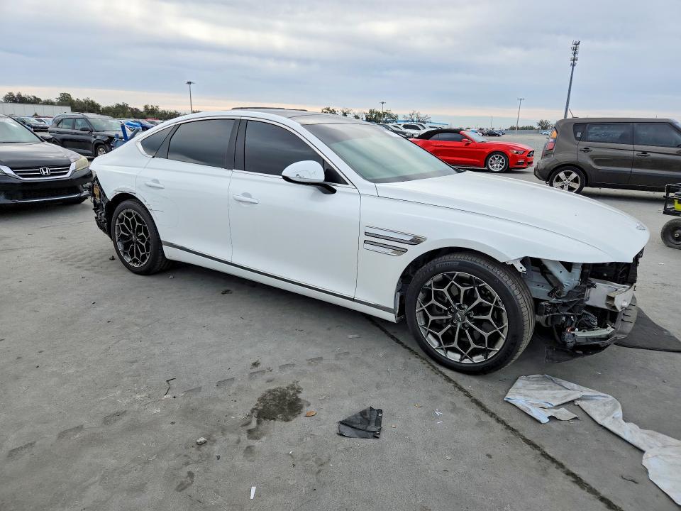 2021 Genesis G80 Base