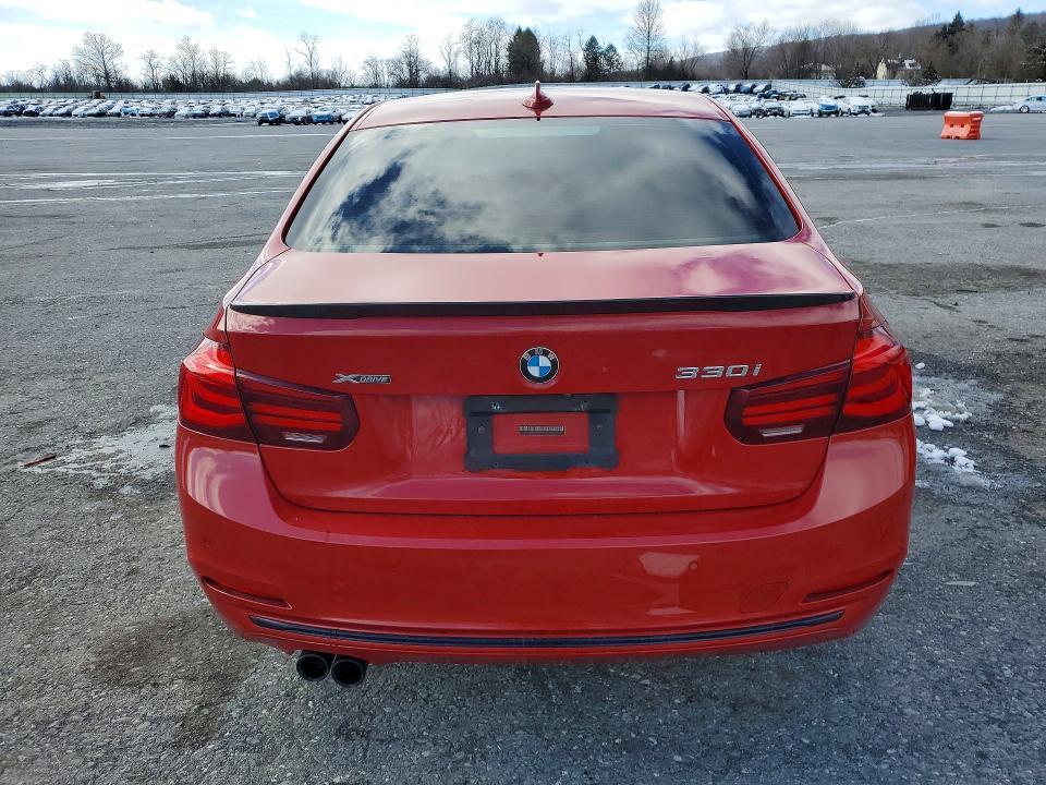 2018 BMW 330 xi