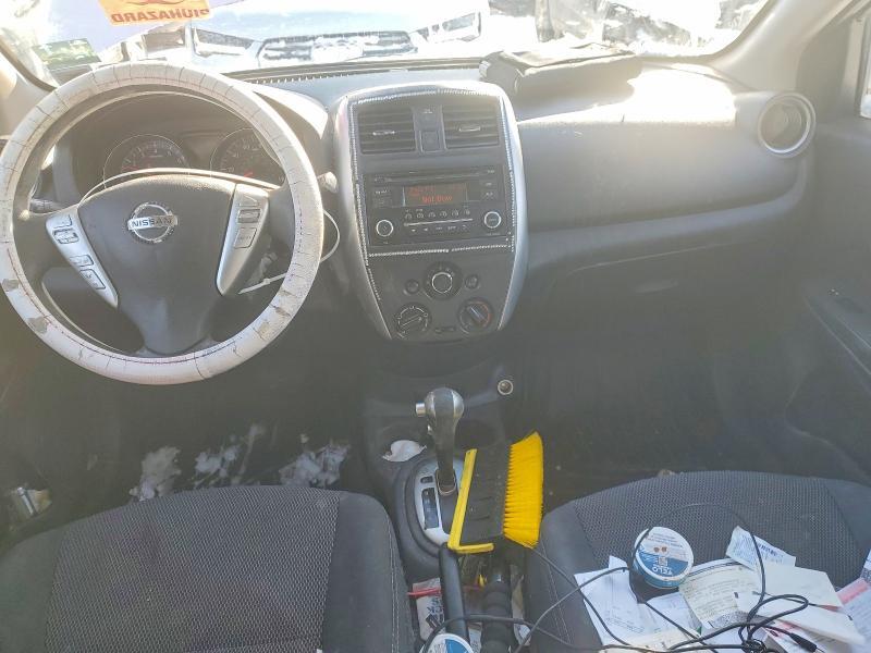2017 Nissan Versa s