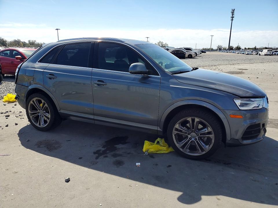2016 Audi Q3 Premium Plus