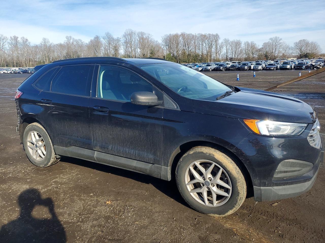 2021 Ford Edge se