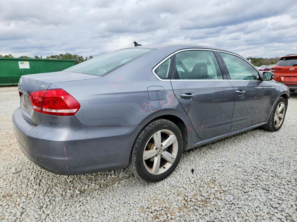 2014 Volkswagen Passat s