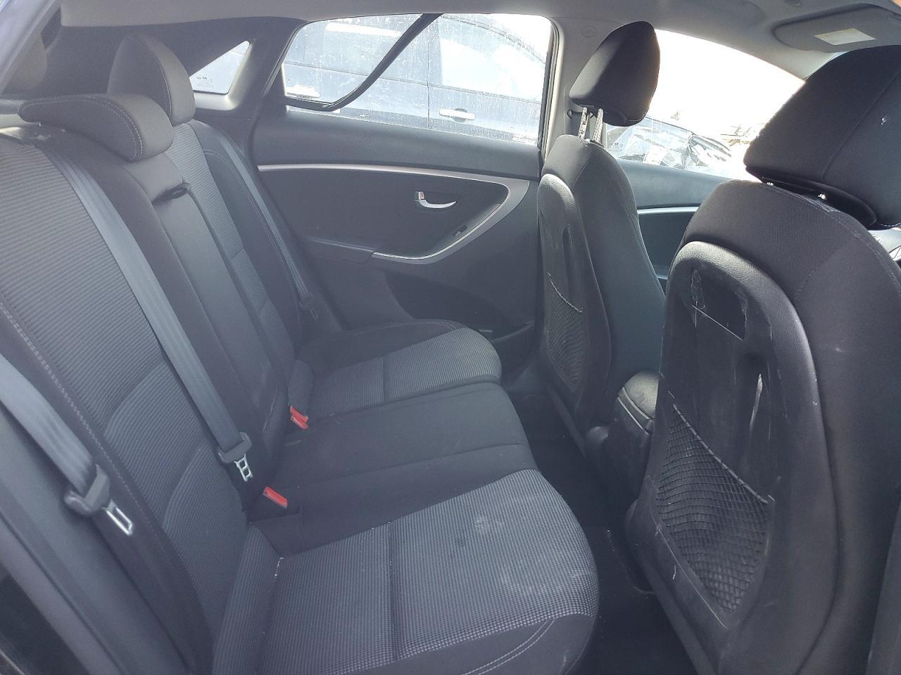 2017 Hyundai Elantra gt Base