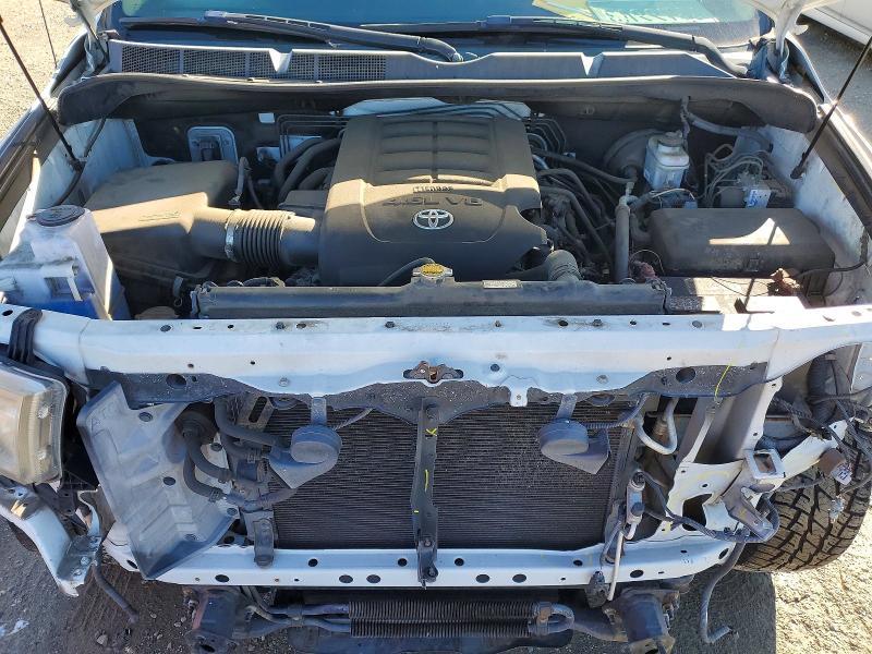 2013 Toyota Tundra Double cab SR5