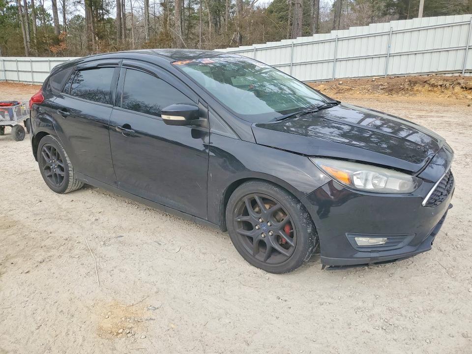 2016 Ford Focus se