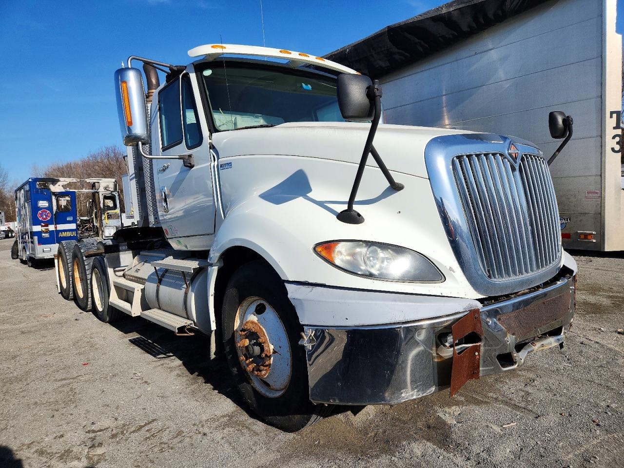2013 International LF697 Semi Truck