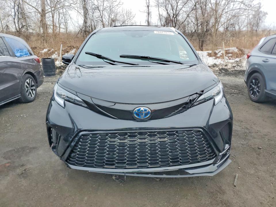 2025 Toyota Sienna