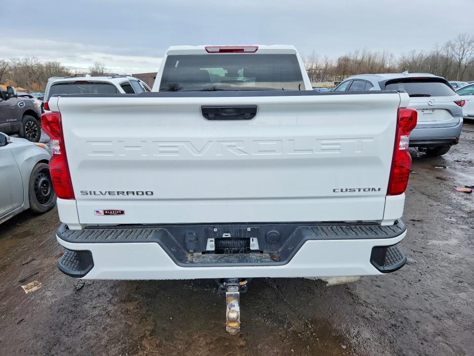 2026 Chevrolet Silverado K1500 Custom