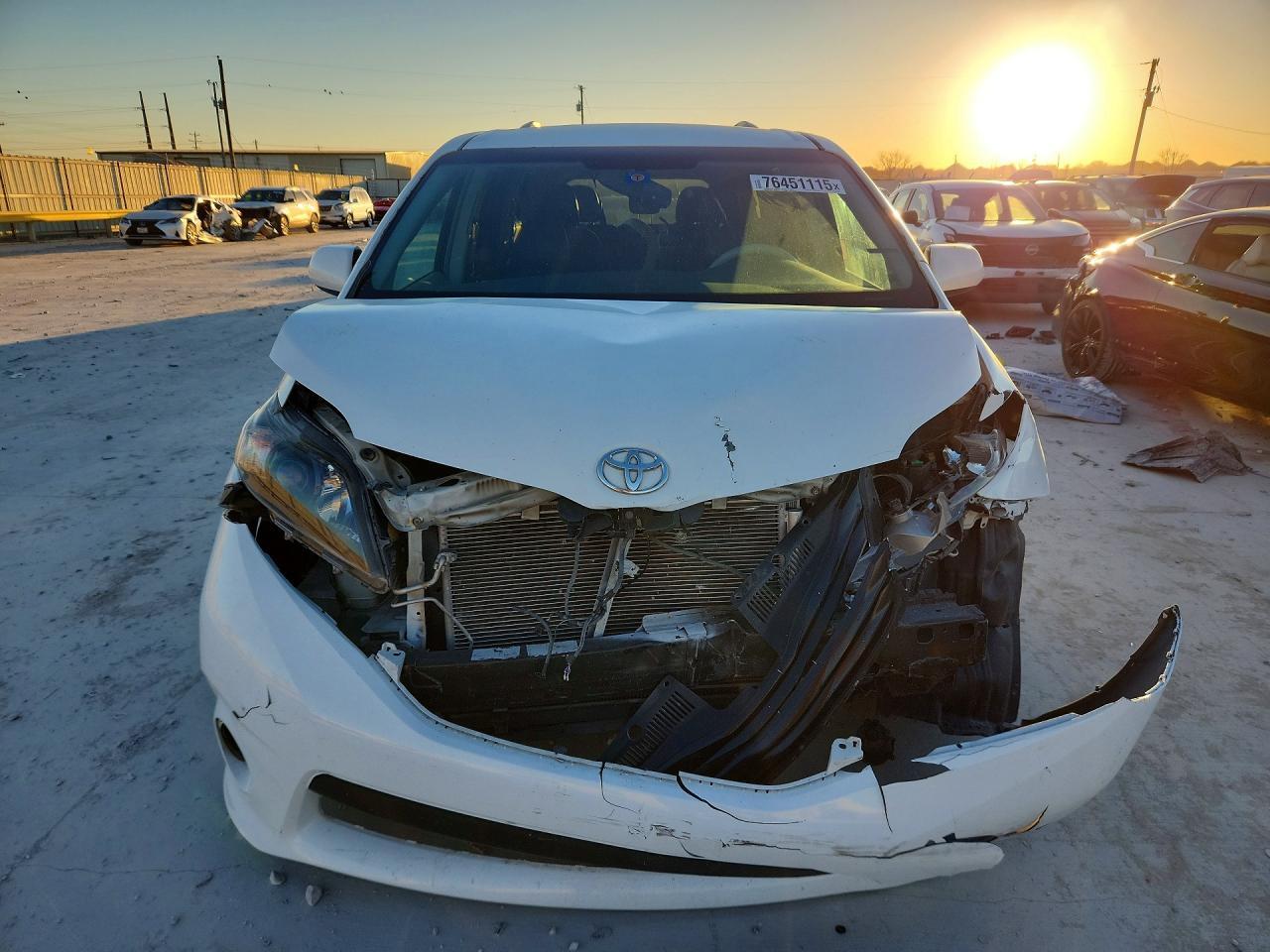 2014 Toyota Sienna Sport