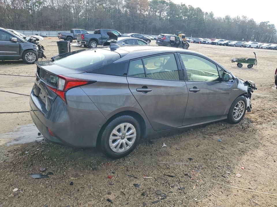 2021 Toyota Prius le