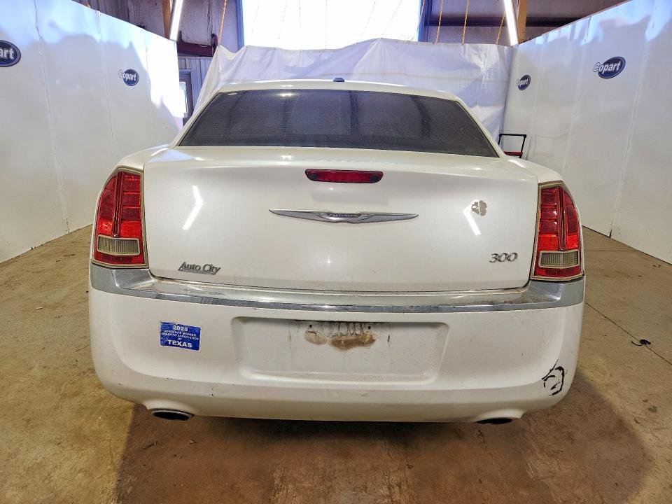 2012 Chrysler 300 Limited
