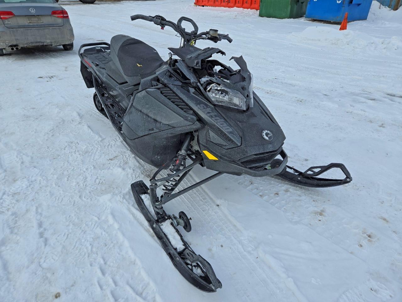 2023 Skidoo Renegade Adrena