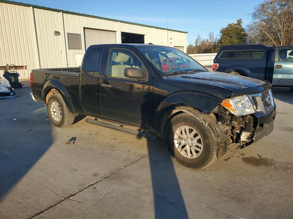 2014 Nissan Frontier sv V6