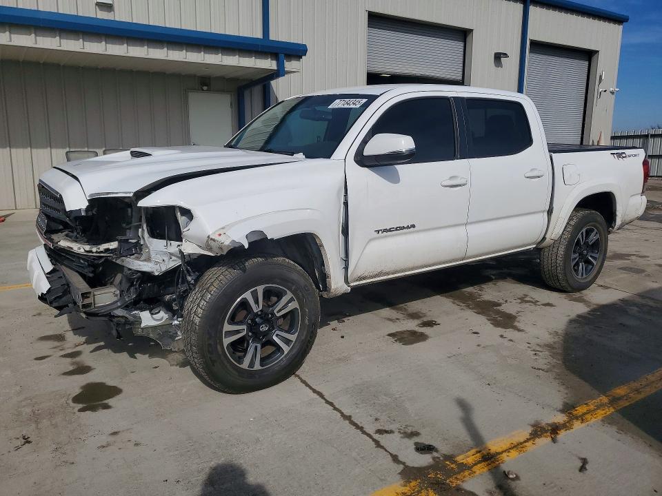 2017 Toyota Tacoma Double cab