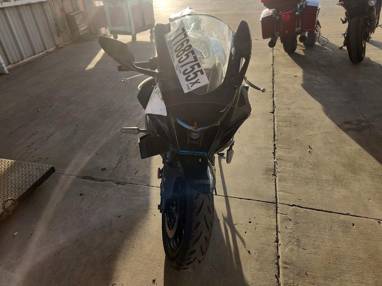 2023 Yama YZFR7