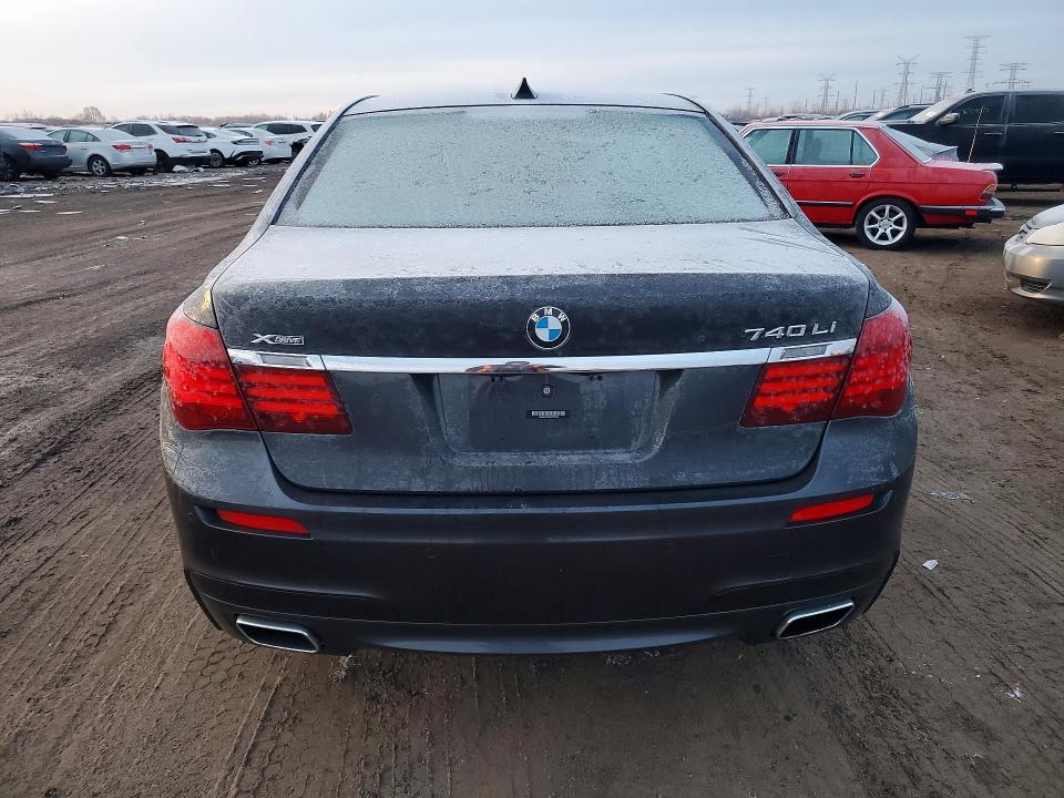 2013 BMW 740 lxi