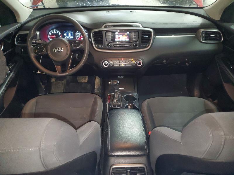 2016 KIA Sorento lx V6