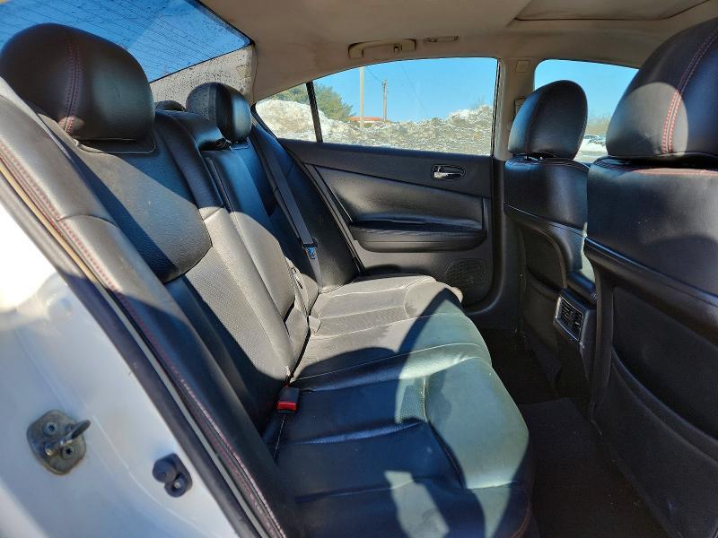 2011 Nissan Maxima s