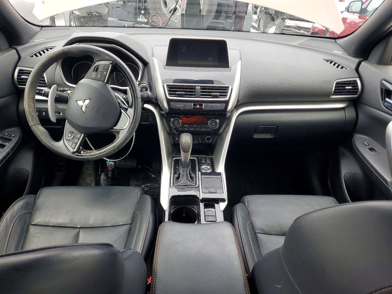 2020 Mitsubishi Eclipse Cross se