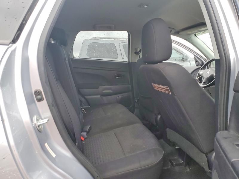 2011 Mitsubishi Outlander Sport se