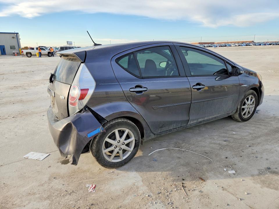 2013 Toyota Prius c