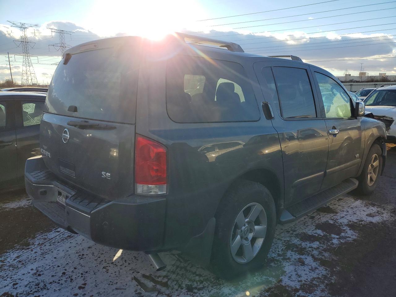 2005 Nissan Armada se