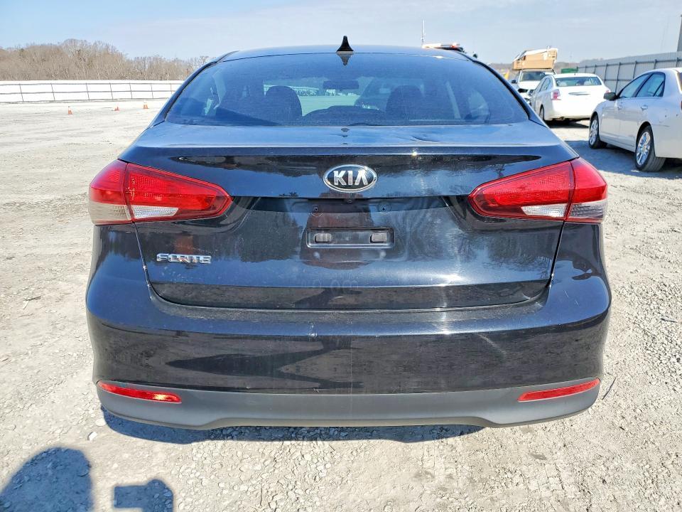 2018 KIA Forte lx