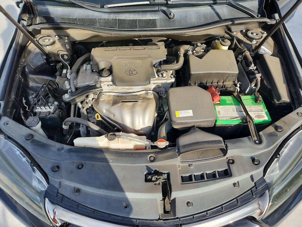 2016 Toyota Camry le