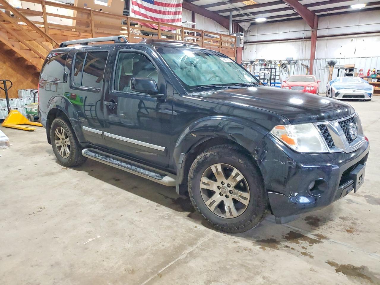 2012 Nissan Pathfinder s