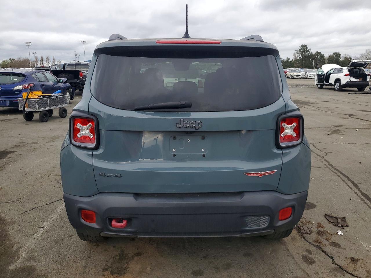 2015 Jeep Renegade Trailhawk