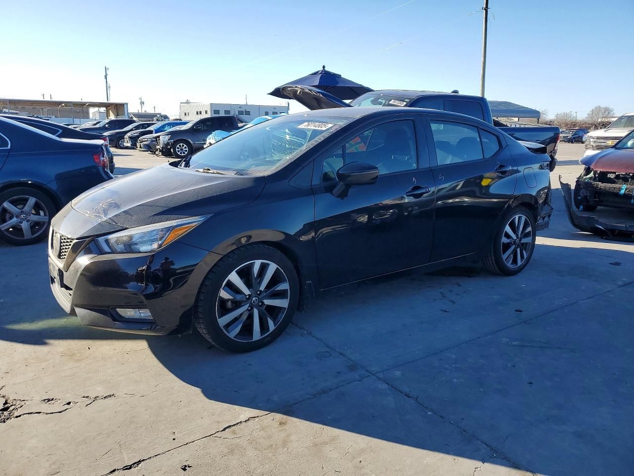 2020 Nissan Versa sr