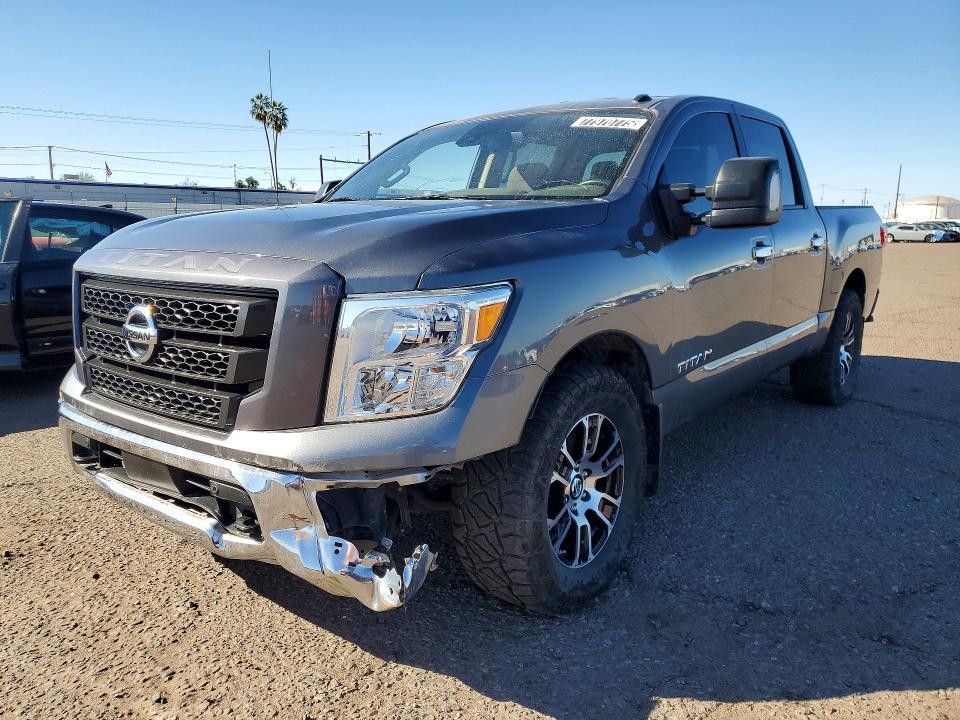2021 Nissan Titan SV