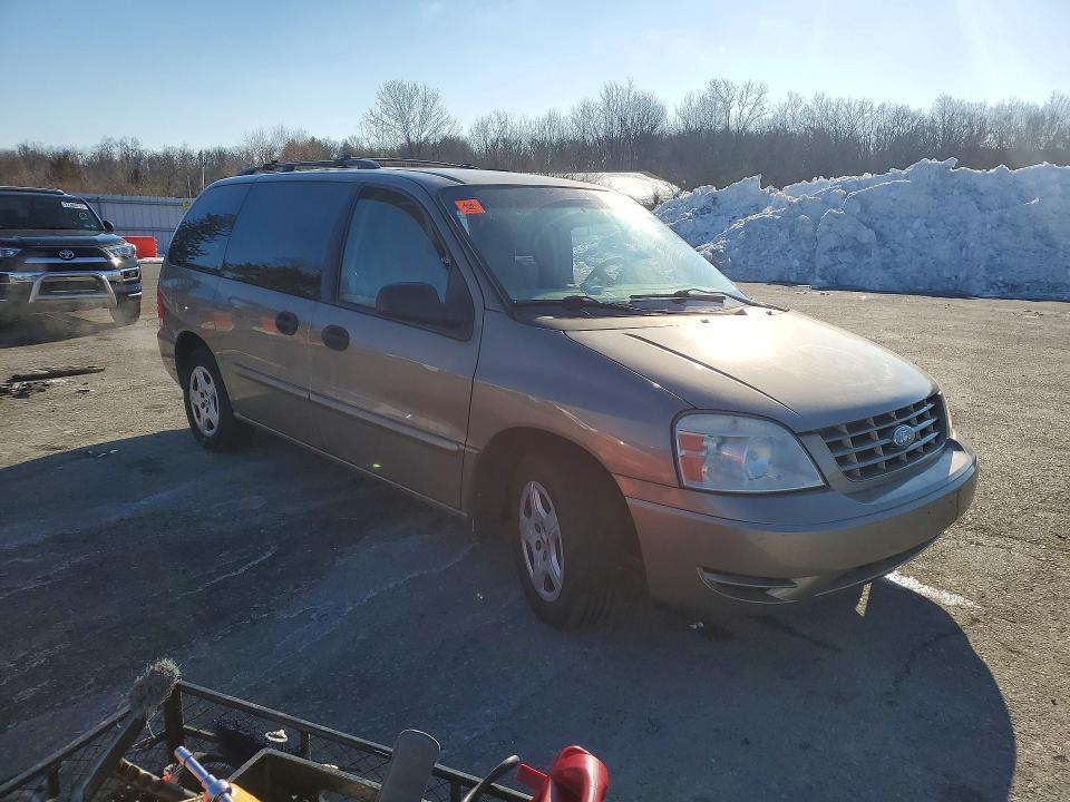 2005 Ford Freestar se