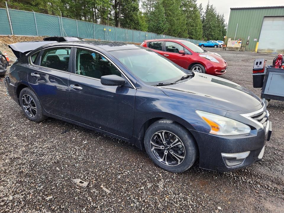 2015 Niss Altima 2.5 s