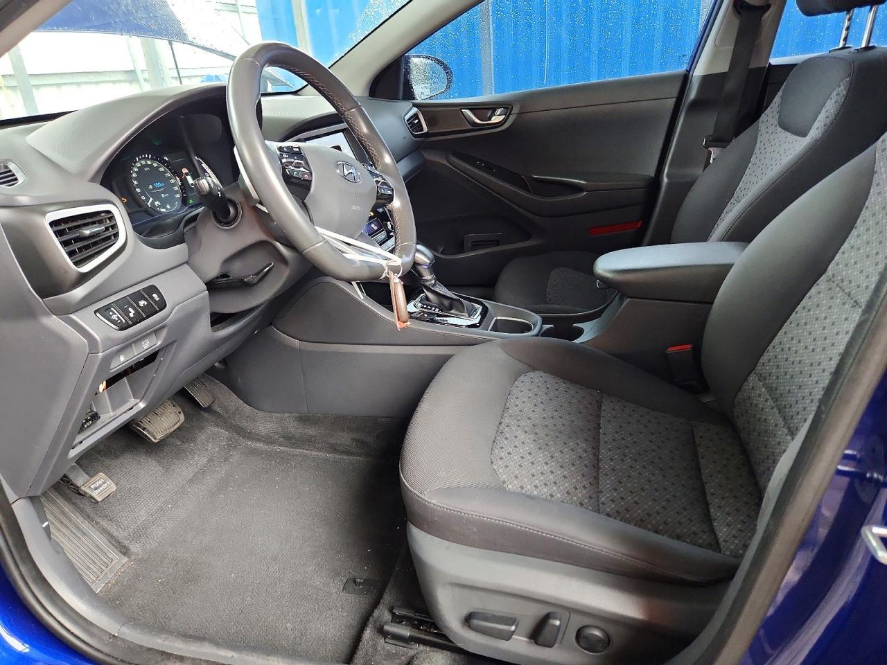2019 Hyundai Ioniq sel