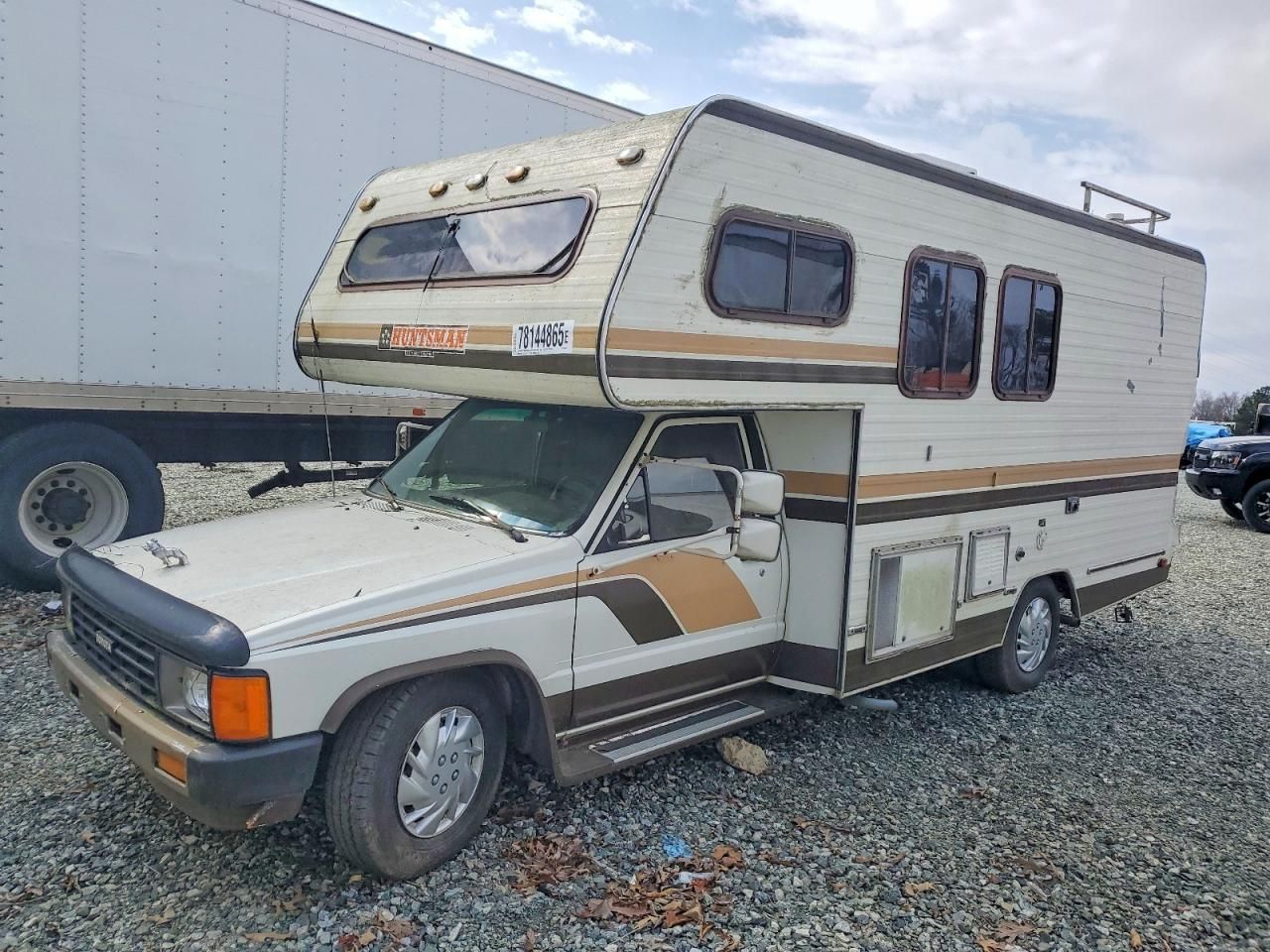 1984 Toyota Pickup RV