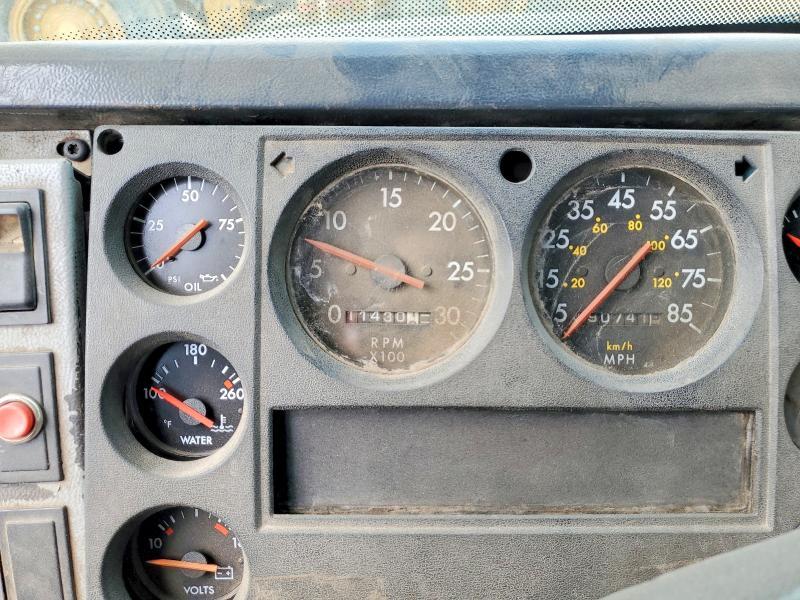 1997 Freightliner Cascadia ROLL-OFF Container Truck