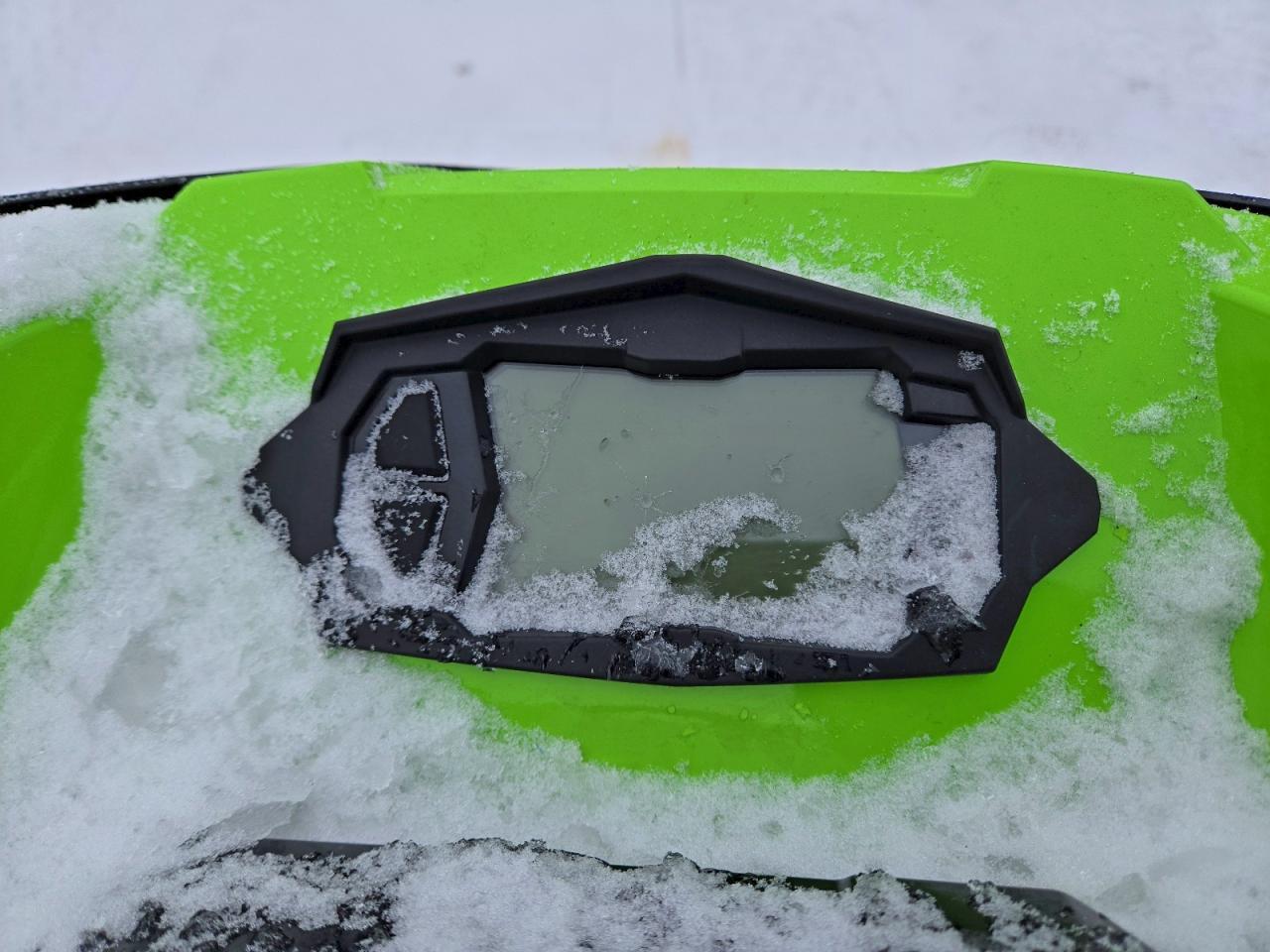 2025 Arctic Cat M8