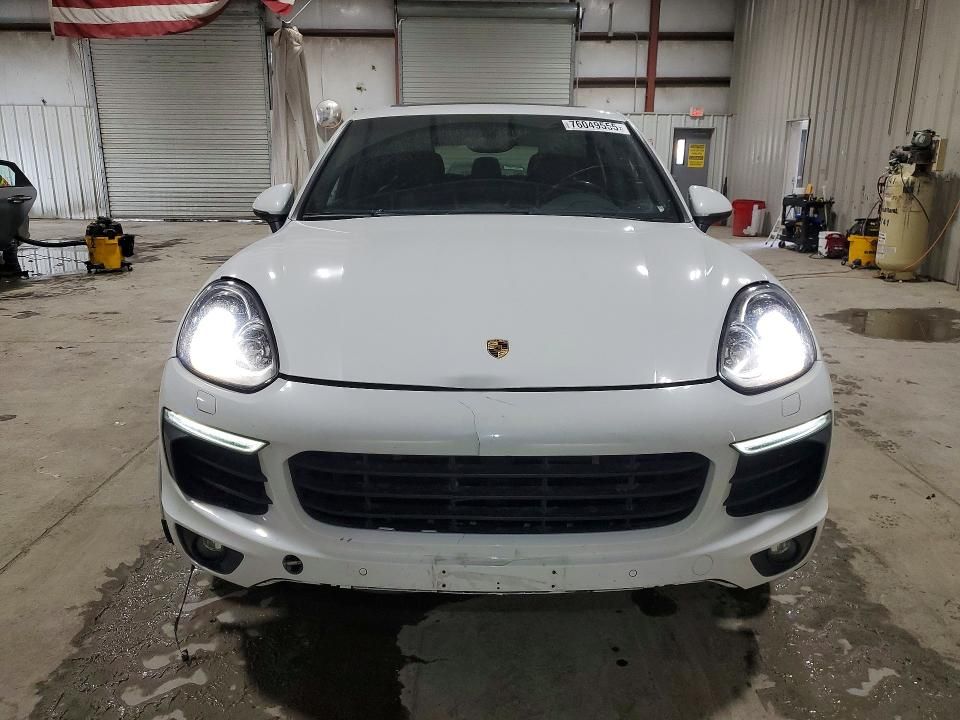 2017 Porsche Cayenne se Hybrid Platinum