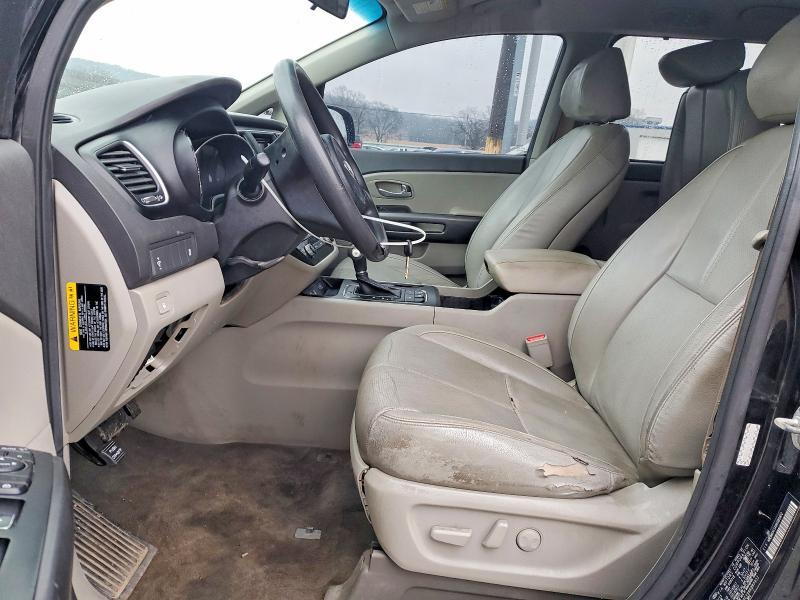 2016 KIA Sedona lx