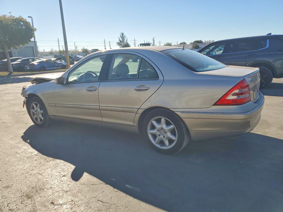 2001 Mercedes-Benz C 240