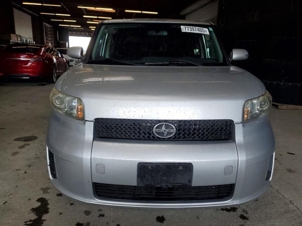 2010 Scion Scion