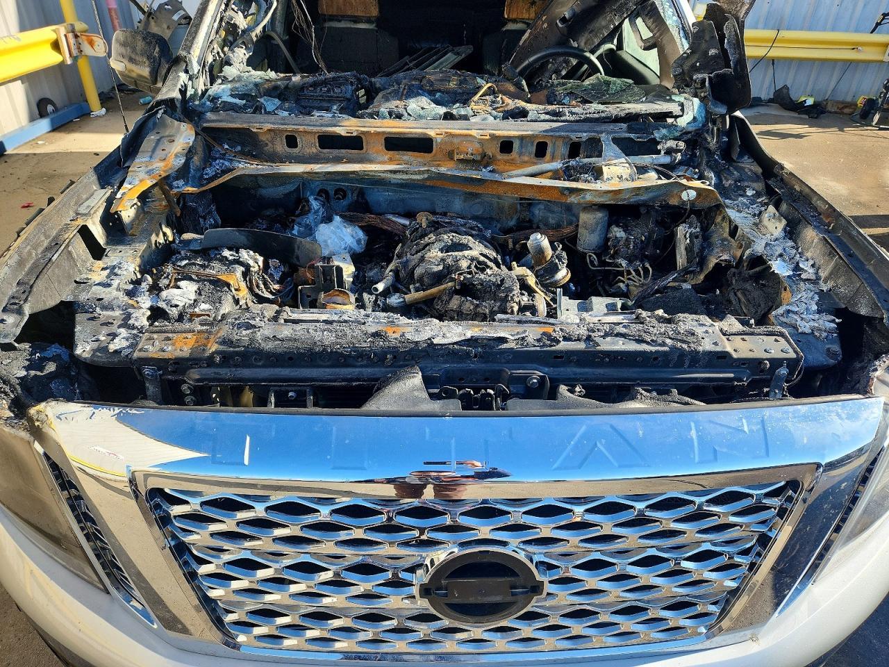2019 Nissan Titan SV