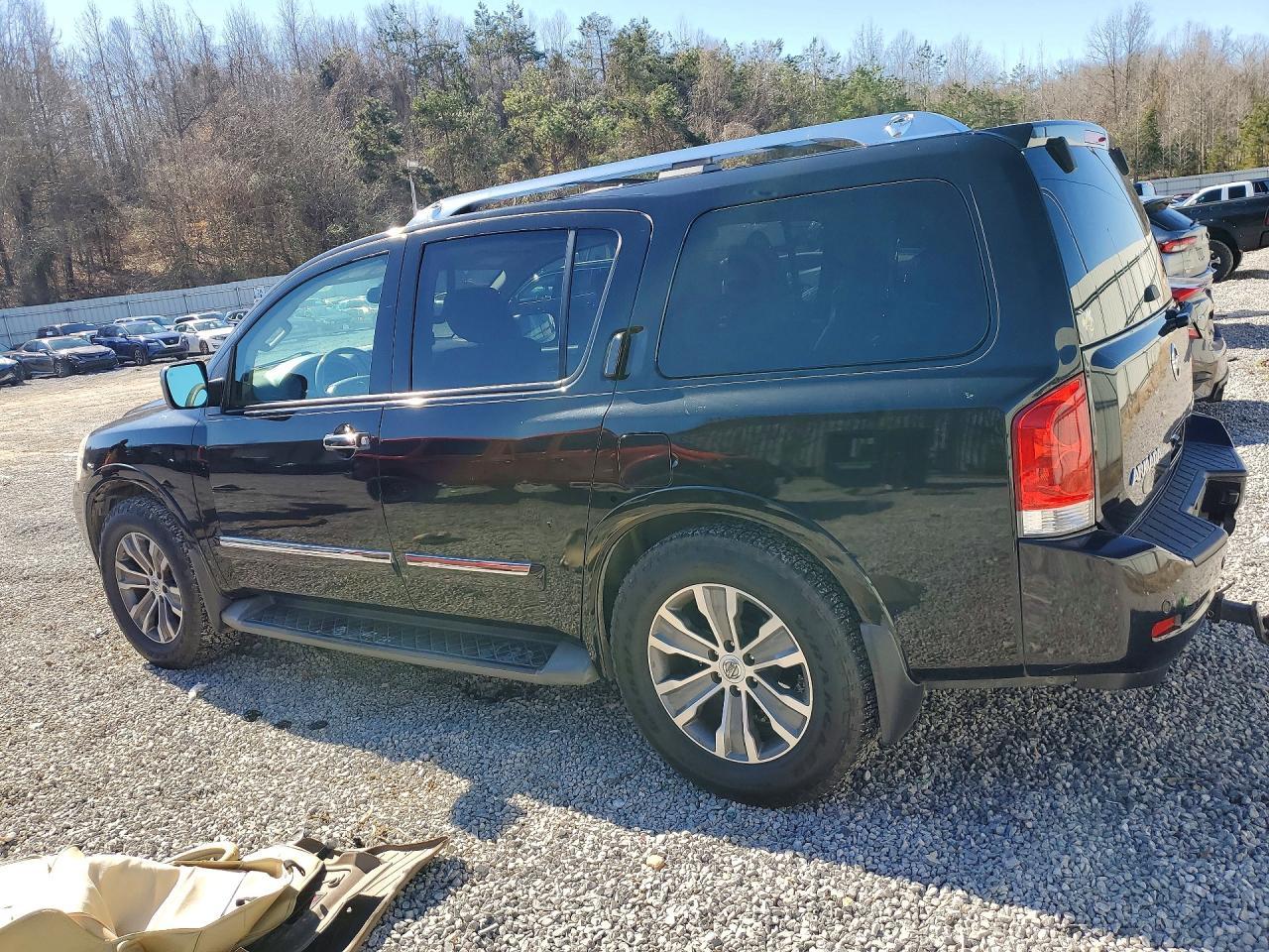 2015 Nissan Armada sv