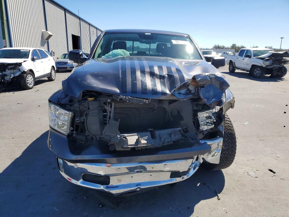 2019 Dodge Ram 1500 Classic slt